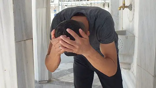 Elazığ'da termometreler 47 dereceyi gösterdi, caddeler boş kaldı