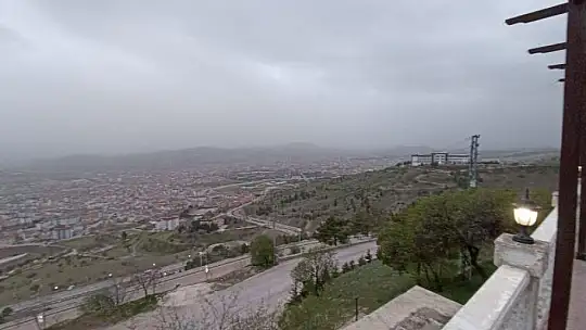 Elazığ'da toz taşınımı etkili oldu