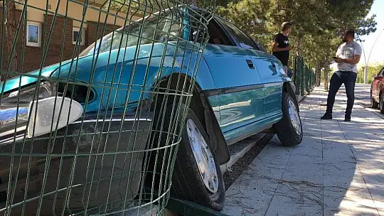 Elazığ'da trafik kazası: 2 yaralı