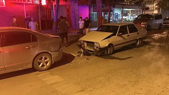 Elazığ'da trafik kazası: 2 yaralı