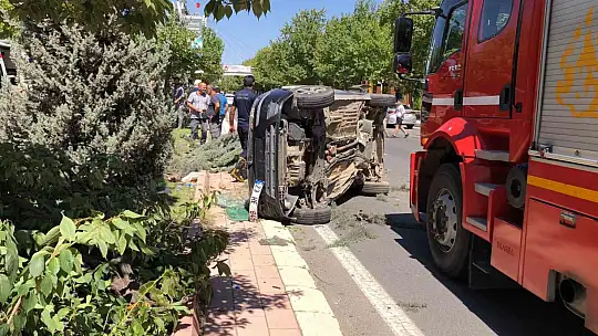 Elazığ'da trafik kazası: 3 yaralı