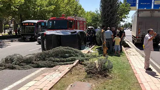 Elazığ'da trafik kazası: 3 yaralı