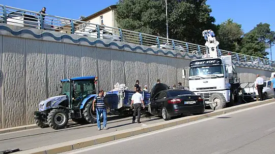 Elazığ'da trafik kazası: 4 yaralı