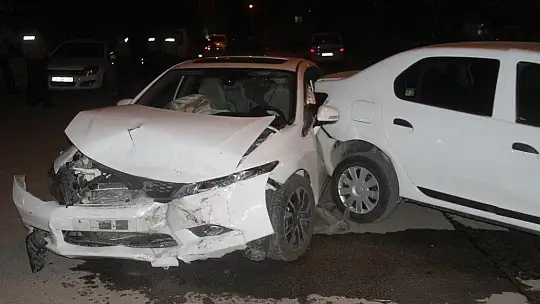 Elazığ'da trafik kazası: 6 yaralı