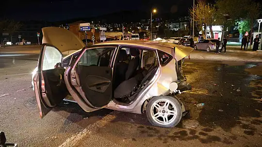 Elazığ'da trafik kazası: 6 yaralı