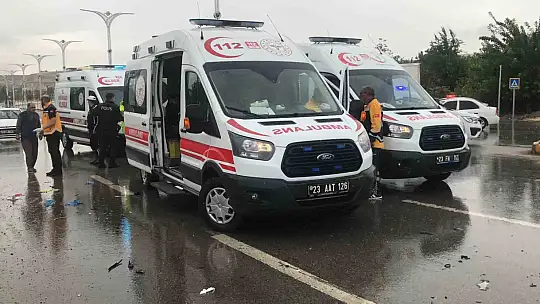 Elazığ'da trafik kazası: 8 yaralı