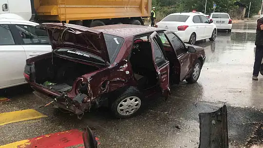 Elazığ'da trafik kazası: 8 yaralı