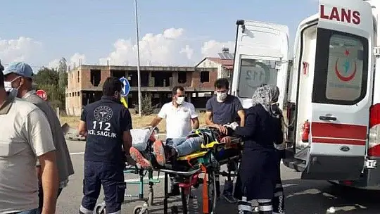 Elazığ'da trafik kazası:2 yaralı