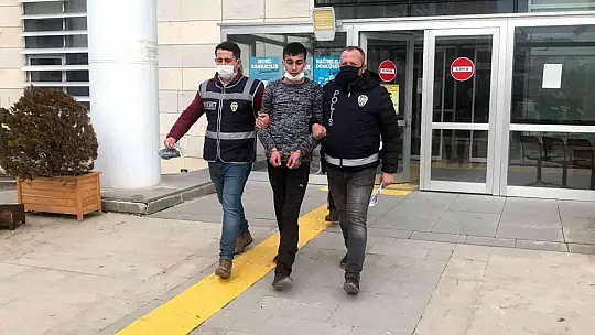 Elazığ'da turisti ve yoldan geçen birini yaralayan suç makinesi tutuklandı
