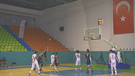 Elazığ'da U18 basketbol müsabakaları sona erdi
