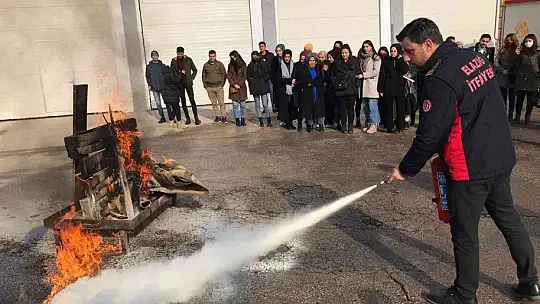Öğrencilerine yönelik yangın eğitimi