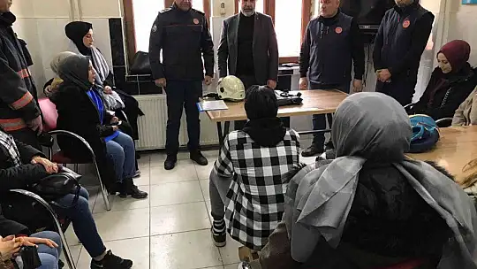 Öğrencilerine yönelik yangın eğitimi