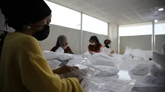 Elazığ'da üretiliyor, Avrupa ve ABD'li sağlıkçılara gönderiliyor