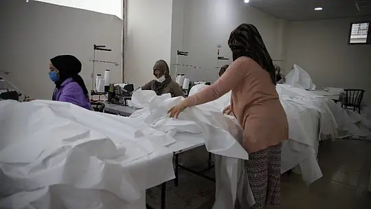 Elazığ'da üretiliyor, Avrupa ve ABD'li sağlıkçılara gönderiliyor