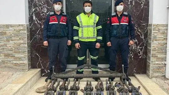 Elazığ'da vagonların kancalarını çalan şüpheliler yakalandı
