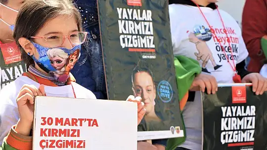 Elazığ'da vatandaşın protokolle diyaloğu herkese kahkaha attırdı