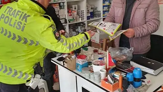 Elazığ'da vatandaşlar trafik kuralları konusunda bilgilendirildi