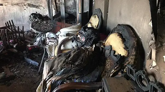 Elazığ'da yangın, 6 kişi dumandan etkilendi