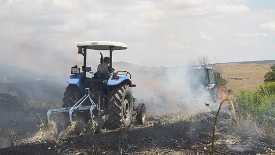 Elazığ'da yangın saatler sonra kontrol altına alındı, 800 dönüm ekili arazi kül oldu