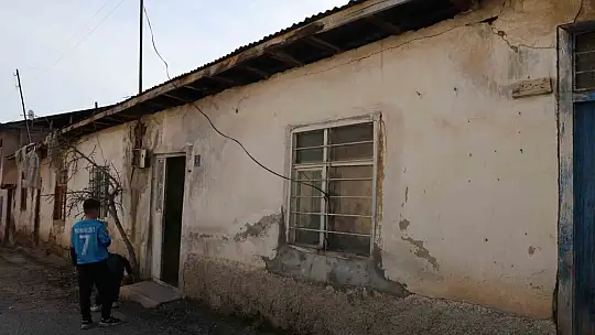 Elazığ'da yaşlı kadının yaşam mücadelesi