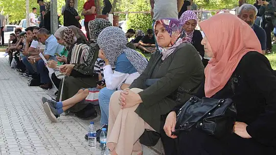 Elazığ'da YKS'nin ilk oturum heyecanı başladı