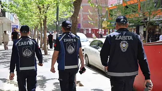 Elazığ'da zabıta ekiplerinden sıkı denetim: Kaldırımlar işgal edilmeyecek