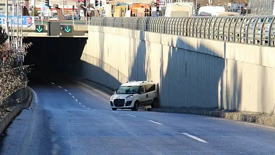 Elazığ'da Zincirleme Kaza, 18 Araç Karıştı