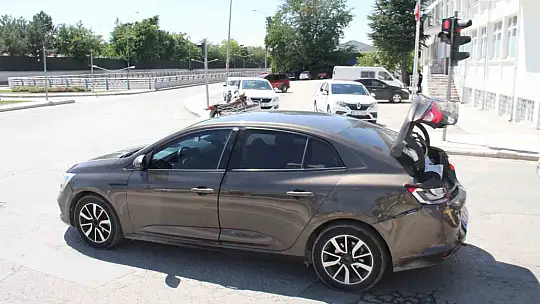Elazığ'da zincirleme trafik kazası: 3 yaralı