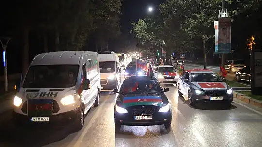 Elazığ'dan Azerbaycan'a 100 araçla destek konvoyu