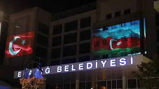Elazığ'dan Azerbaycan'a bayraklı kardeşlik mesajı