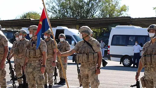 Elazığ'dan komandolar Suriye'ye uğurlandı