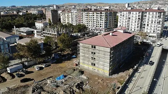 Elazığ depreminde hasar alan eğitim yuvalarının yerine 33 okul