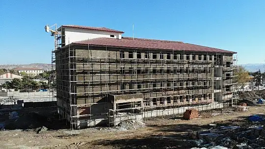 Elazığ depreminde hasar alan eğitim yuvalarının yerine 33 okul