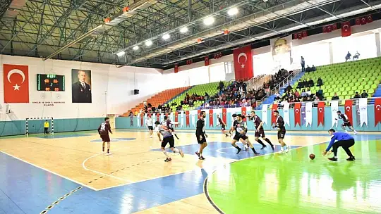 Elazığ derbinde gülen Gençlikspor oldu