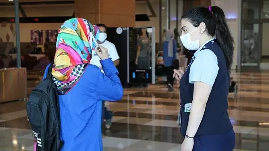 Elazığ Fethi Sekin Şehir Hastanesi hem şehrin hem de bölgenin lokomotifi oldu