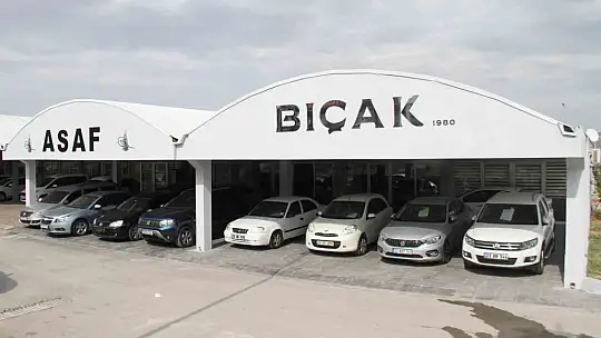 Elazığ Galericiler Sitesi Başkanı Yıldırım: ''Yıl sonuna kadar araç piyasasında yüzde 20 düşüş bekliyoruz''