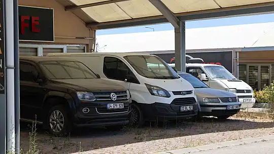 Elazığ Galericiler Sitesi Başkanı Yıldırım: ''Araç satışları şuan gayet iyi durumda''