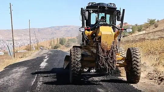 Elazığ İl Özel İdaresi çalışmalarını sürdürüyor