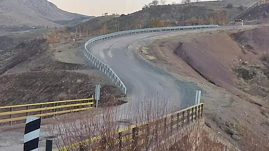 Elazığ İl Özel İdaresi ekipleri çalışmalarını sürdürüyor