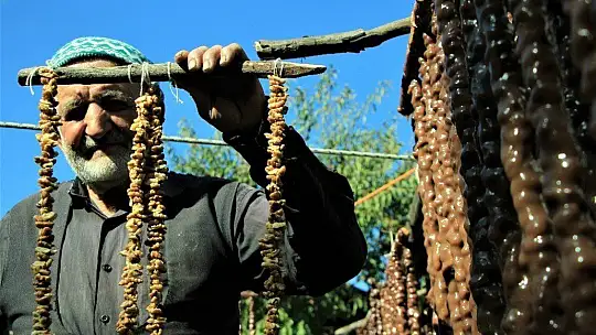 Elazığ'ın tescilli lezzeti 'orcik' için mesai başladı