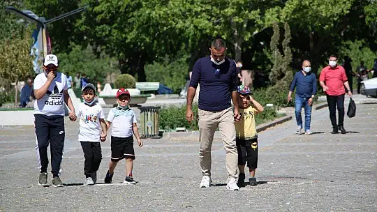 Elazığ'ın turizme açılan kapısı Harput'a ziyaretçiler gelmeye başladı