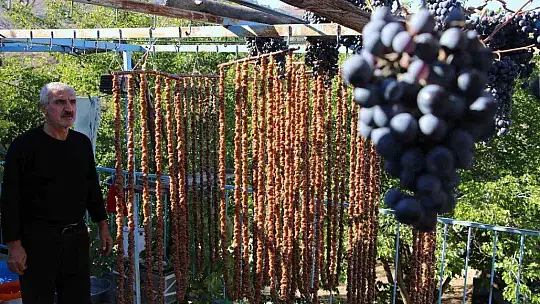 Elazığ'ın vazgeçilmez tescilli lezzeti 'Orcik' için mesai başladı