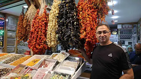 Elazığ kurutmalıkları tezgahlardaki yerini aldı, fiyatlar düştü