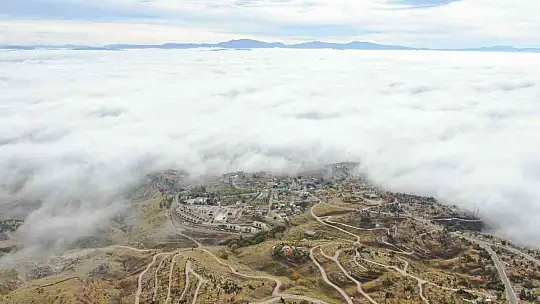 Elazığ sis denizinde kayboldu, ortaya kartpostallık görüntüler çıktı