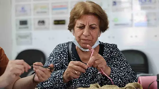 Elazığlı kadınların ürettiği çantalar dünyada sergileniyor