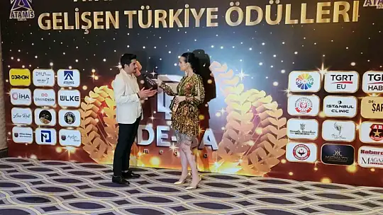 Elazığlı kuaför Doğu Anadolu Bölgesi'nin en iyi kuaförü seçildi