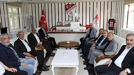 Elazığspor'a il protokolünden moral ziyareti