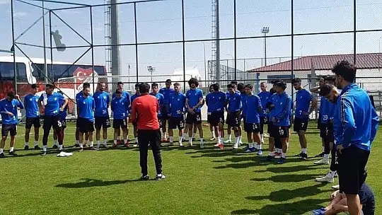 Elazığspor'un Erzurum kampı başladı