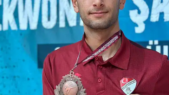 Emirhan Okşan, Taekwondo Türkiye 3.'sü
