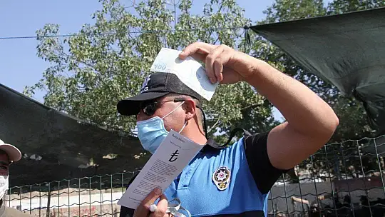 Emniyetten kurban satıcılarına uyarı
